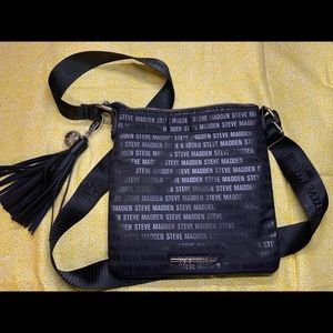 Steve Madden purse